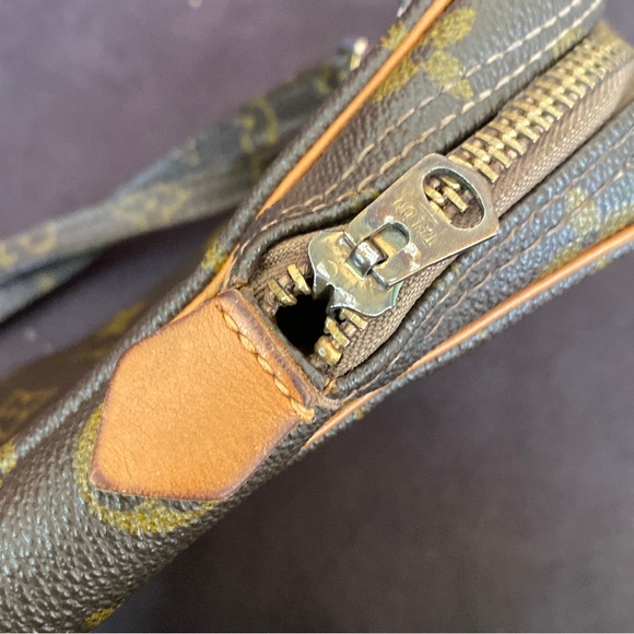 Vintage Louis Vuitton bag! - Picture 10 of 14